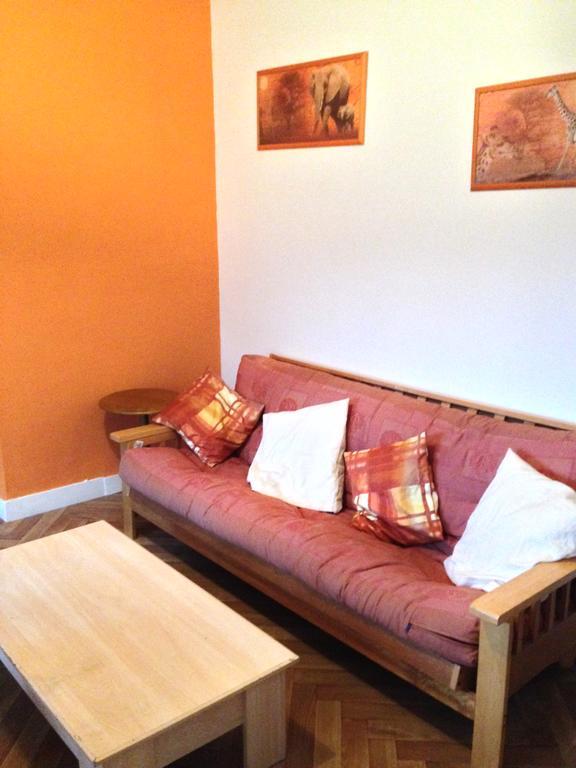 La Butte De L'Esperance Apartment Renaze Bagian luar foto