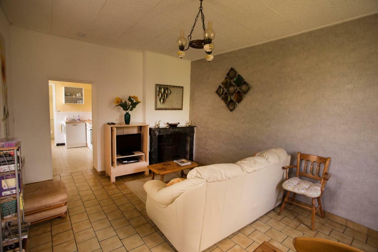 La Butte De L'Esperance Apartment Renaze Bagian luar foto